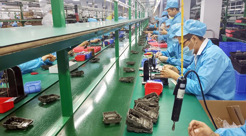 组装车间拍摄3--医疗电子产品组装加工,oem代工厂